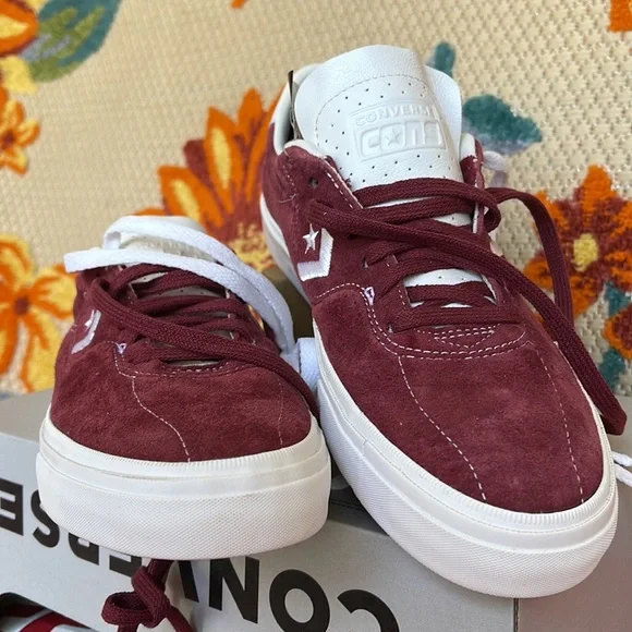 Converse 171329C
LOUIE LOPEZ PRO OX
DEEP BORDEAUX/WHITE/WHITE
WMNS sneakers - Picture 9 of 16